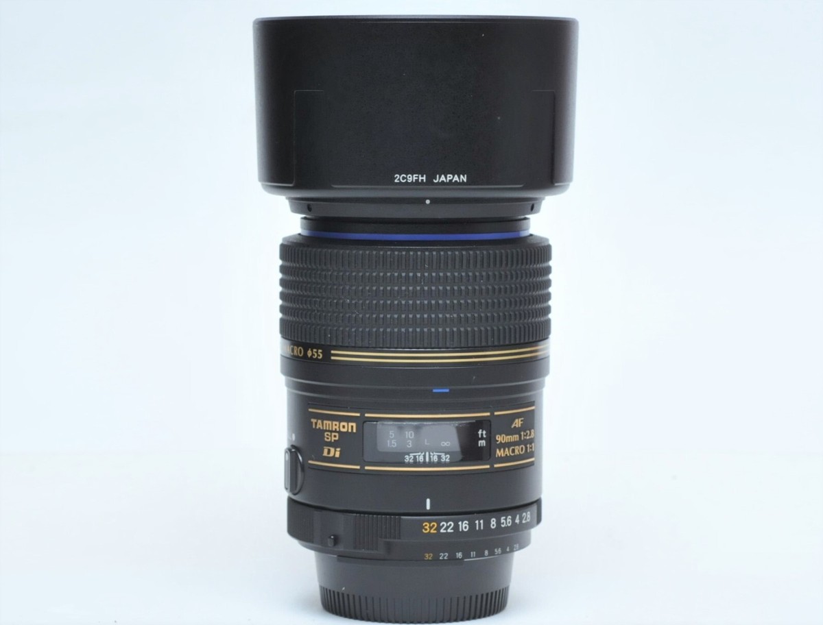 Tamron SP 90mm f/2.8 Di 1:1 Macro Lens For Nikon F Mount Tamron SP 90mm f/2.8 Di 1:1 Macro Lens For Nikon F Mount