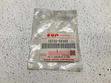 Suzuki SGA 15720-09300 Injector Grommet 1572009300 15720 New (TSC)