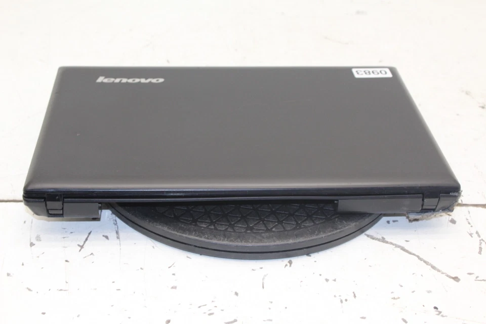 Lenovo IdeaPad N585 Laptop AMD E1-1200 4GB Ram No HDD or Battery - Image 2 of 4