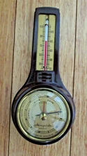 Vintage Bakelite Airguide Barometer/ Thermometer Wall Mount Weather Station