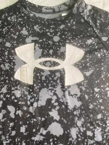 Under Armour Boys/ Youth Short Sleeve Loose Fit Tech Print Shirt Black Or Blue - Picture 7 of 8