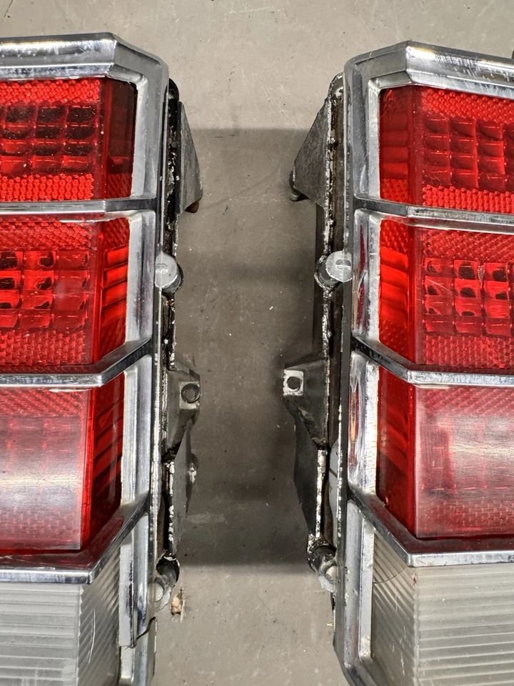 Chevy Monte Carlo 1977 luz trasera lámpara carcasas lentes luz trasera luz trasera Foto 4 de 4