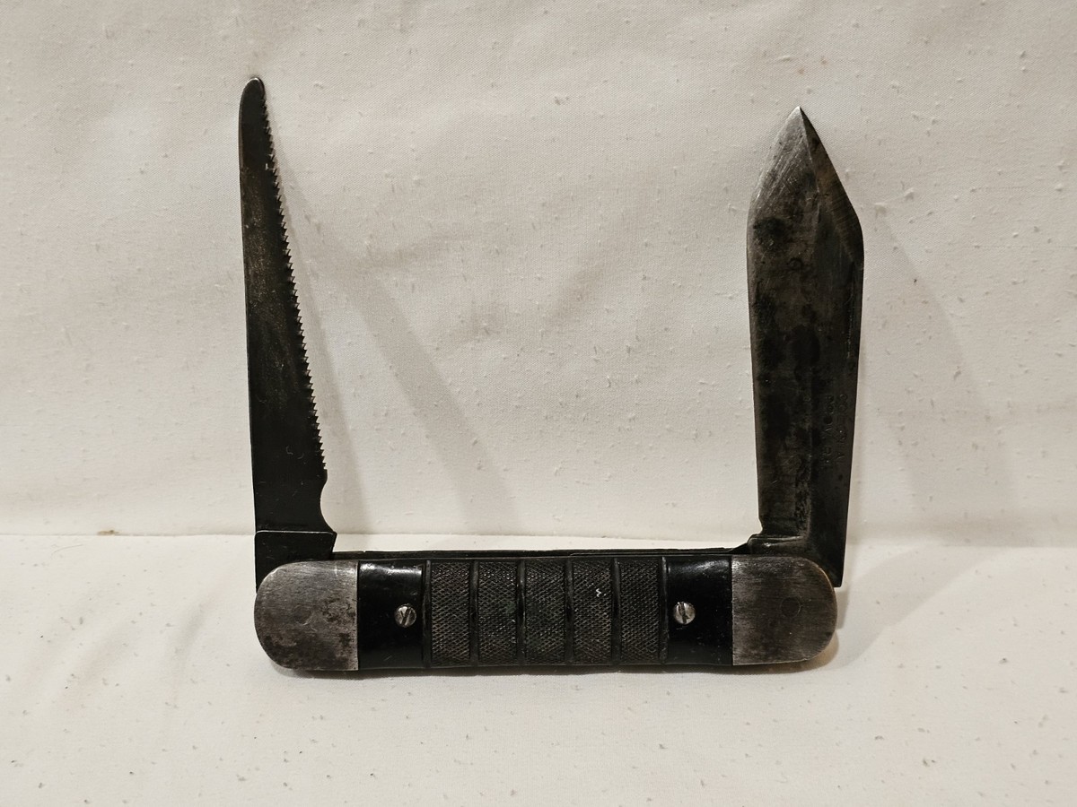 ロカビリー Vintage Colonial Prov. R.I. Pilots Survival Folding Pocket Knife