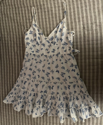 B.Smart Juniors dress Size 9 White/Blue Butterfly Ruffle Adjustable Straps