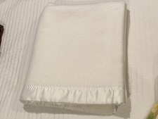 Vintage Acrylic Blanket Twin Double White Satin Trim 76x83  
