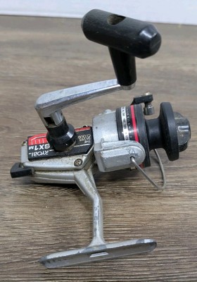 Vintage Ryobi SX1m The Silver Cloud Spin Cast Fishing Reel Grey