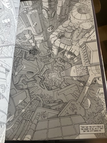 La città dorata degli occhi (Fenomeni n. 1) Copertina rigida fumetto - Foto 9 di 10