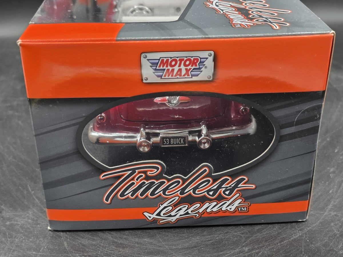 Motor Max 1953 Buick Skylark Convertible 1:18 Scale Diecast Model