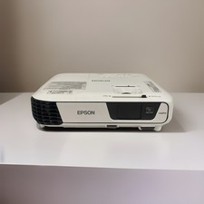 Epson PowerLite Home Cinema 640 Projector 3200 Lumens HDMI