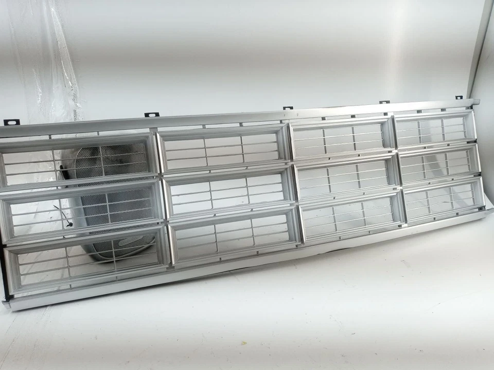 Rejilla superior cromada Didge Ram VAN 1986-1993 ¡Repuesto OEM! Foto 2 de 4