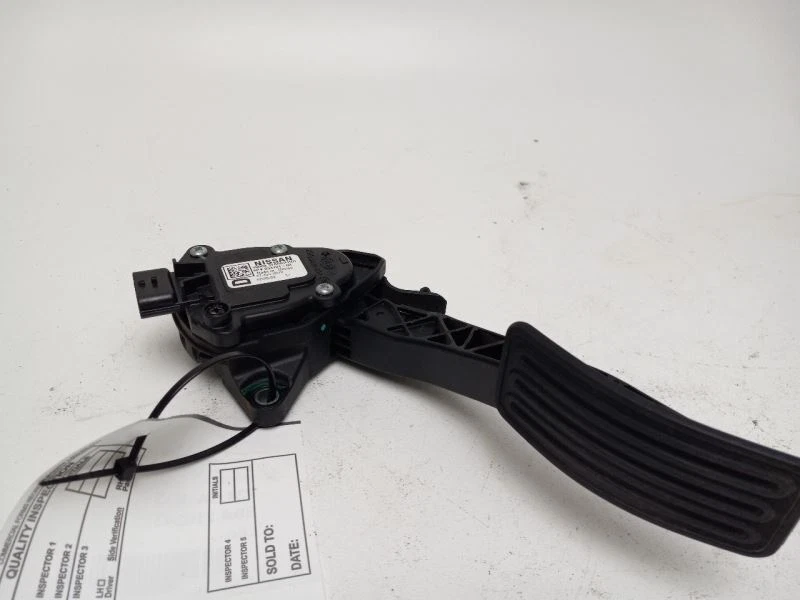 2013 NISSAN ALTIMA GAS PEDAL - Image 4 of 4