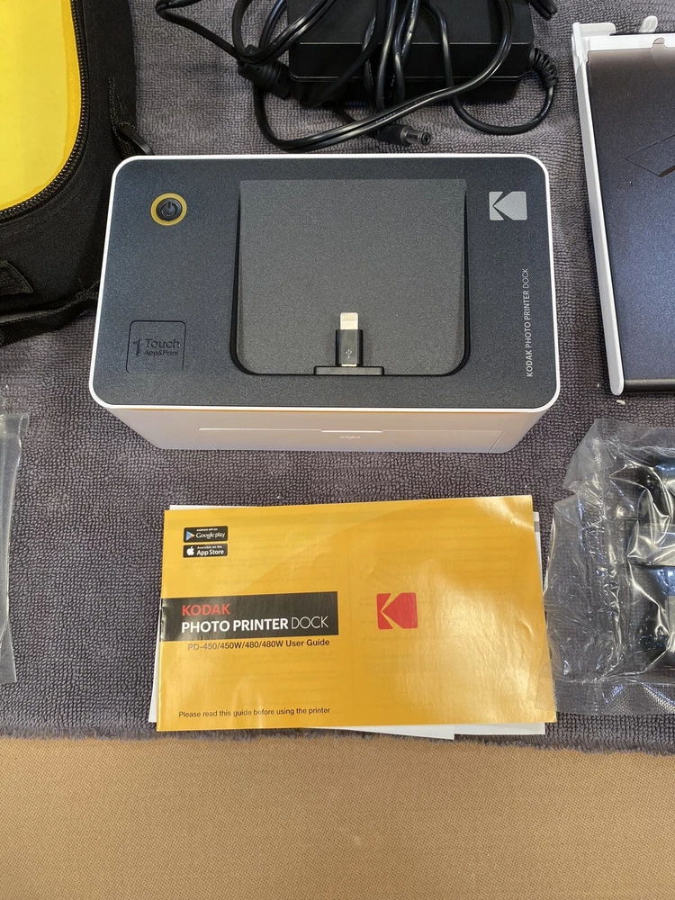 Kodak Photo Printer Dock PD450W Wi-Fi w/Case Extra Ink/Paper TESTED WORKS GREAT!