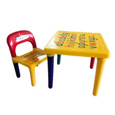 Play Doh Cpdo016 Plastic Table And Chair Plus Activity Set