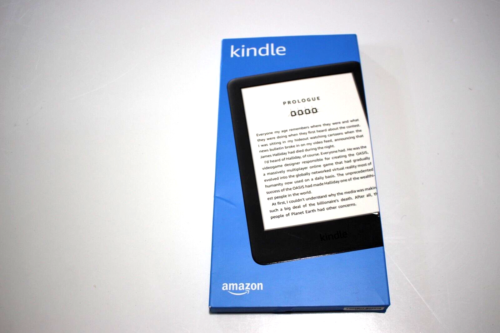 KINDLE AMAZON 6" TOUCH DISPLAY 167 PPI WIFI 4GB BUILT-IN LIGHT - Afbeelding 1 van 7