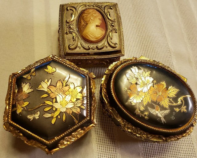 Lot Of 3 Vintage Japan 2 Sankyo signed 1 Toyo Cameo Music