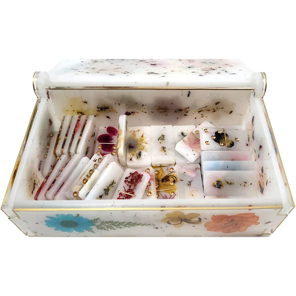 Handmade Resin Art Dried Flowers White Milk Bath & Gold Domino Set with Box Gift - Image 4 of 4