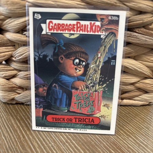 Trick or TRICIA #438b 1987 Garbage Pail Kids card