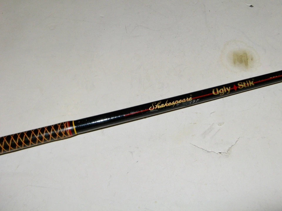 Shakespeare One Piece Ugly Stik 6'6 英寸铸造杆 全限 1993 年 ROD RUL-R — 第 2/4 张图片
