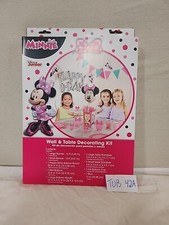 Disney Minnie Mouse Kit de Decoración de Pared y Mesa, 12 Piezas, Fiesta de Cumpleaños