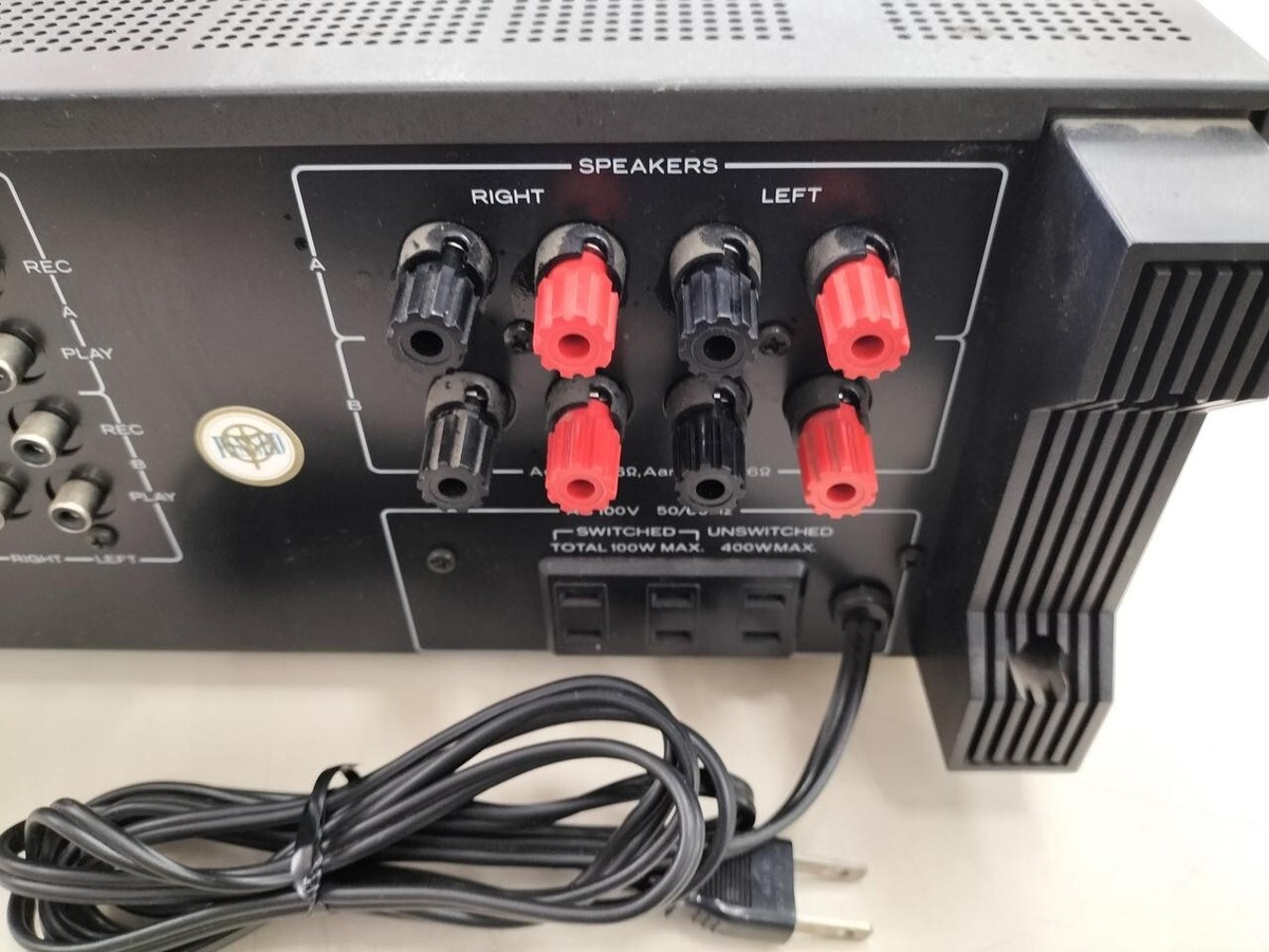 TRIO Kenwood KA-8100 HIGH Speed DC Integrated AMPLIFIER