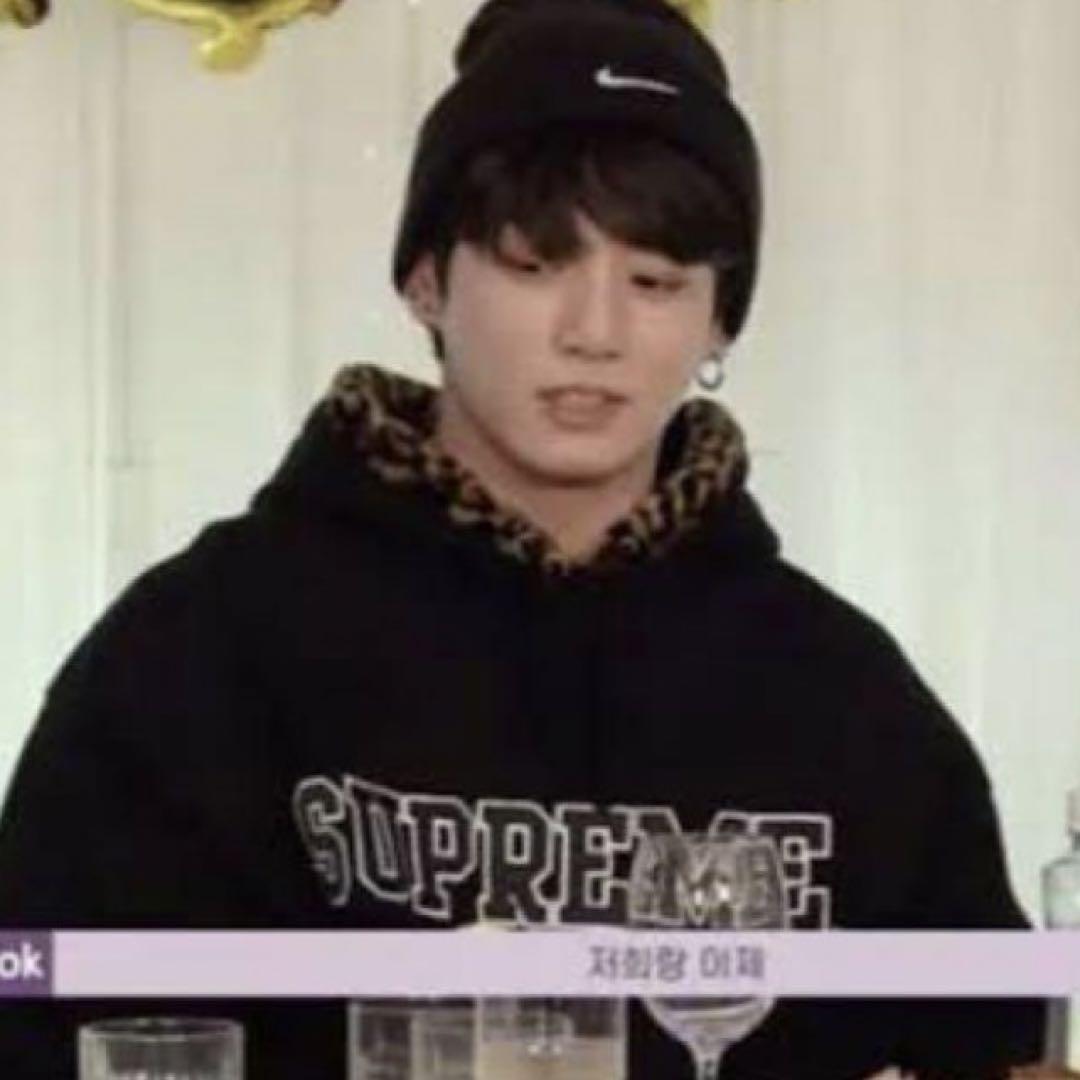 bts ジョングク Leopard Trim Hooded Sweatshirt 【公式通販】