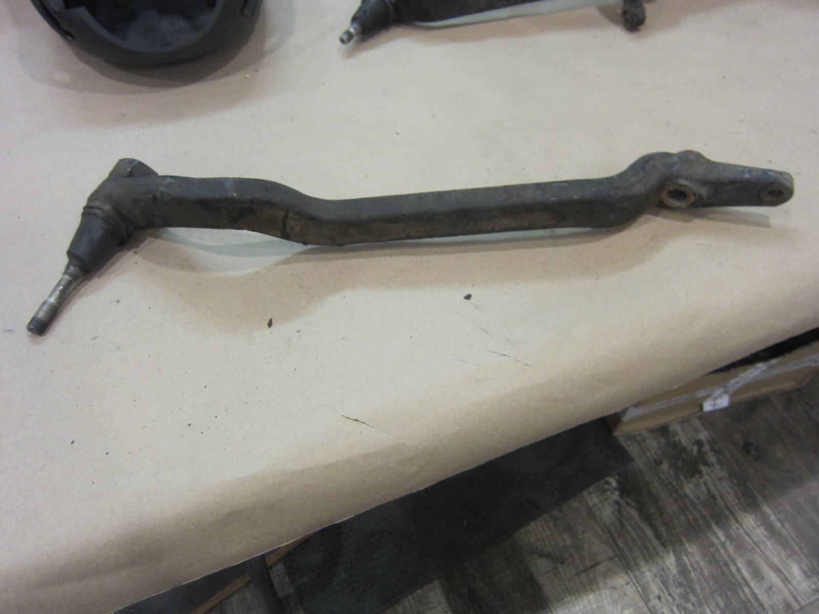 Rolls Royce Silver Shadow - RH Front / Rearward Suspension Control Arm