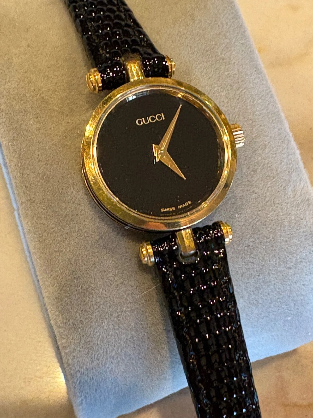 Montre Gucci 2000L Sherry Femme Or Noir   Bracelet Neuf