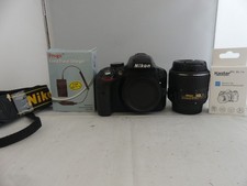 Nikon D D3300 24.2MP w/ AF-S DX VR II 18-55mm. Great shape and fully functional