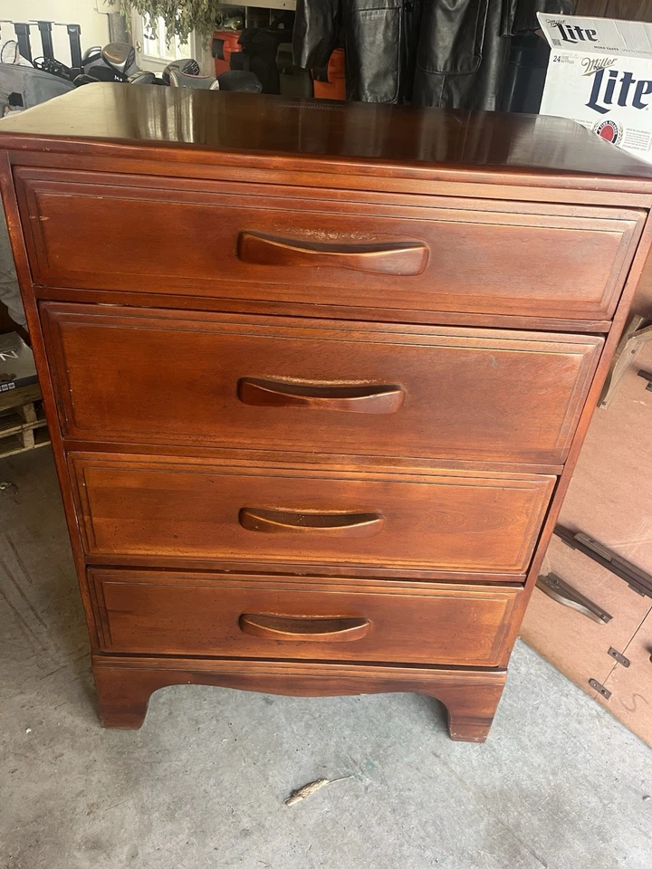 Muebles coloniales de arce de roca Cushman Creations Foto 4 de 4