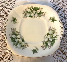 Royal Adderley Canadian Provincial Flowers “Trillium” Bone China Dish England 9"