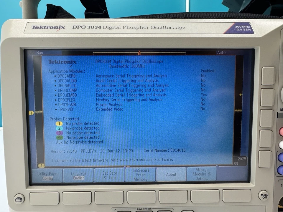 Tektronix DPO3034 300MHz 2.5GS/s Digital Phosphor Oscilloscope w/DPO3EMBD - Image 3 of 4