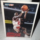 New ListingMichael Jordan 1993-94 Fleer #28 Chicago Bulls NBA Basketball Trading Card