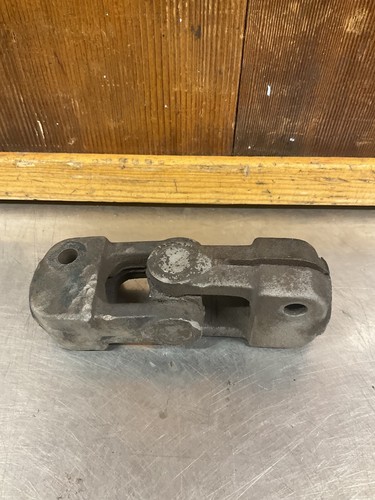 Triumph TR7 • Original Steering Column Knuckle Joint, #UKC2449. Used.JT32 - Picture 3 of 9