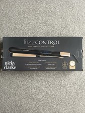 BNIB Nicky Clarke Frizz Control Straighteners