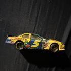 Kellogg's #5 GMAC Diecast Stock Car Racing Model - Yellow Blue — photo 3
