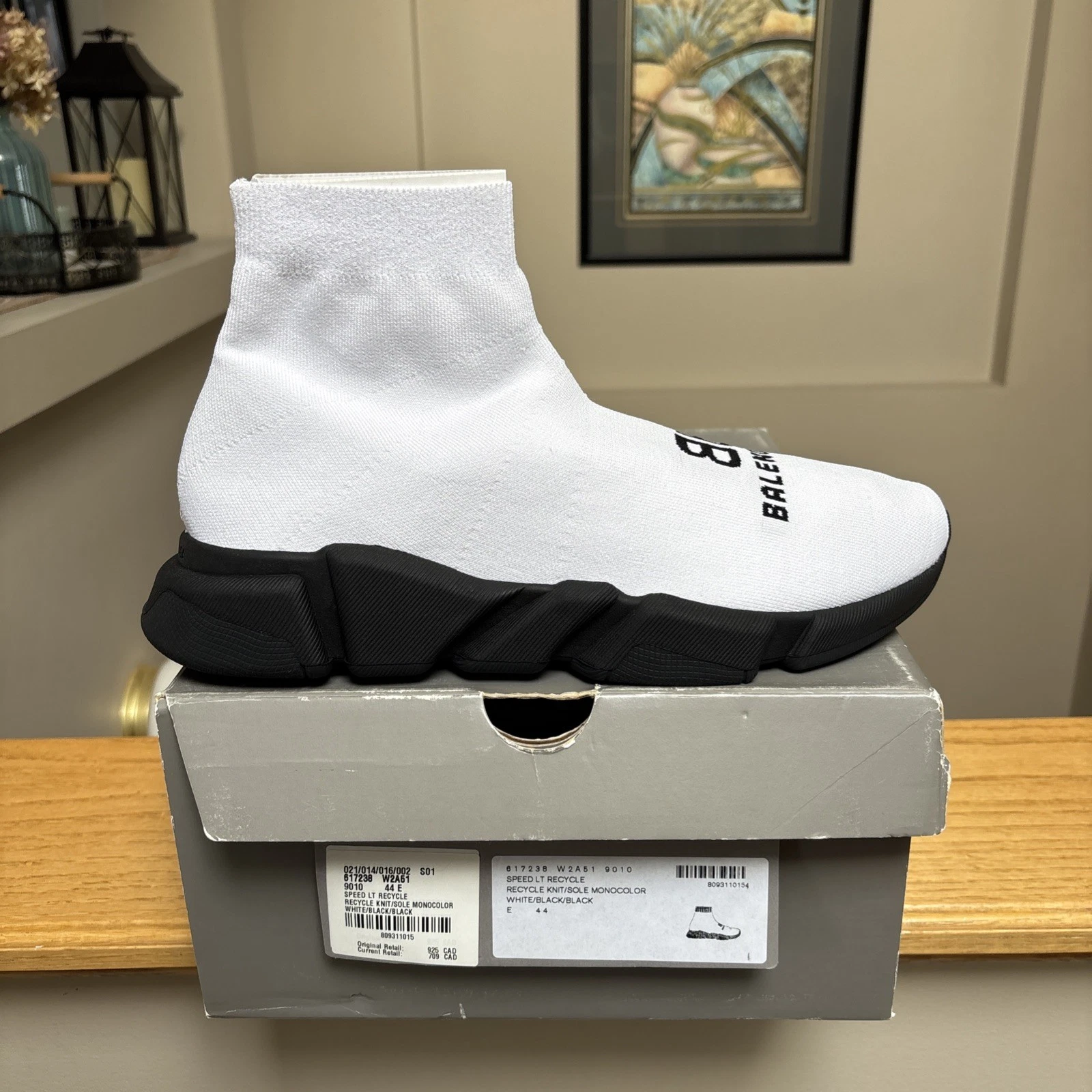 Balenciaga — Balenciaga White & Black LT Speed Runners - 44 EU - MSRP: $990 - Authentic - New