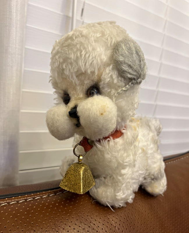 Hamanaka Japan Stuffed Animal Plush Dog White/Gray w/ Bell Collar