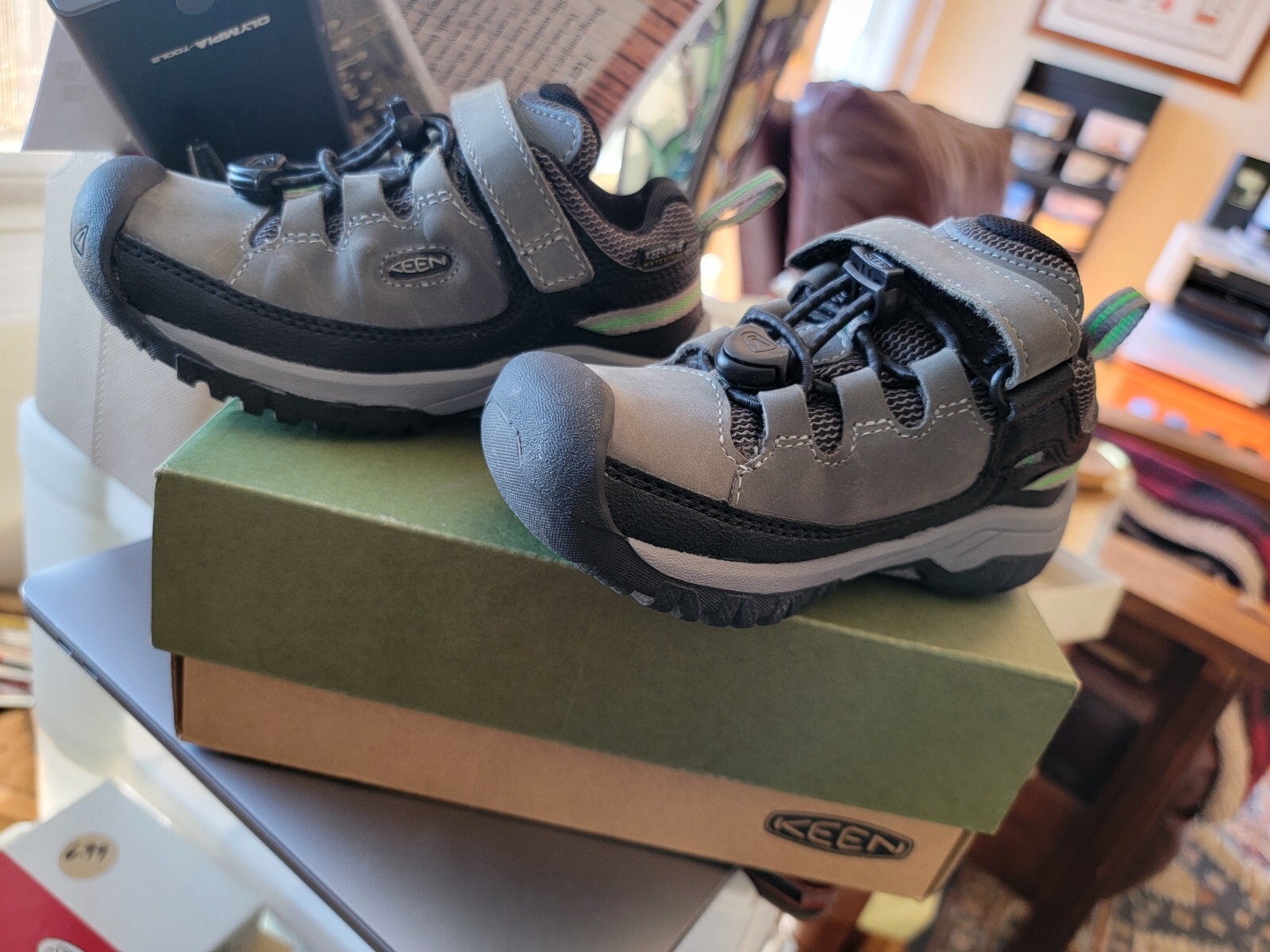Scarpe da trekking basse impermeabili Keen Targhee per bambini grigio verde irlandese