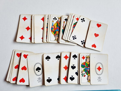 VINTAGE ORIGINAL PLAYING CARDS BLACK POKER BRIDGE PLAYING CARDS NEW