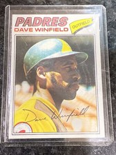 1977 Dave Winfield # 390 San Diego Padres Topps Baseball Card HOF