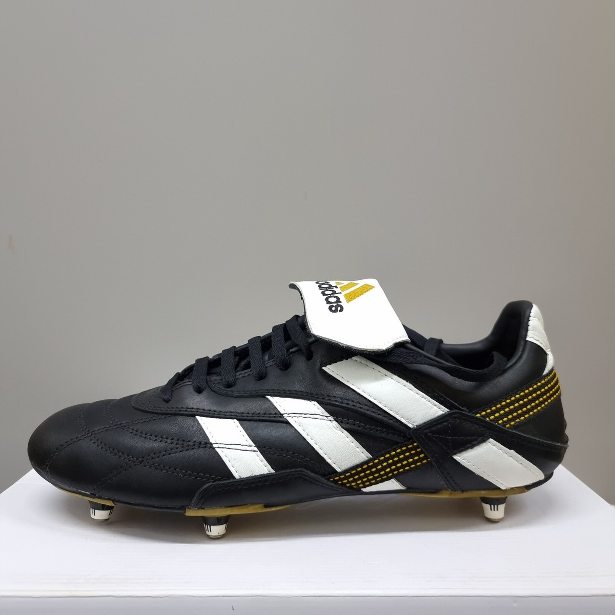ADIDAS AZTECA CUP SG FOOTBALL BOOTS VERY RARE PAIR (1997) (070576