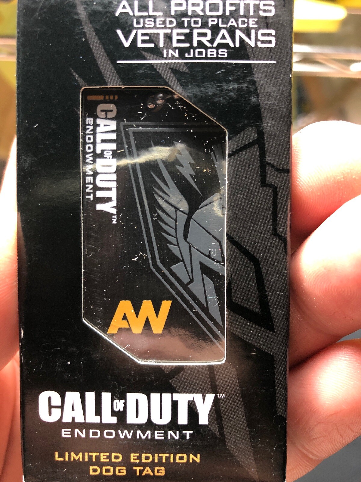 NEW CALL Of DUTY AW Endowment Limited Edition Dog Tag COD III Necklace new-call-of-duty-aw-endowment-limited-edition-dog-tag-cod-iii-necklace