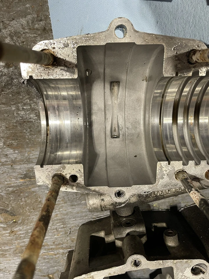 1997 1998 1999 年 Polaris RMK 600 700 曲轴箱曲柄箱半部 — 第 3/4 张图片