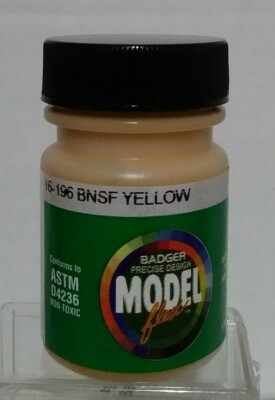 Badger Modelflex acrylic paint 16-196, BNSF Yellow.