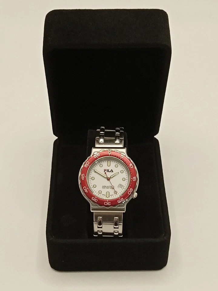 [N. COMO NUEVO] 38 MM Reloj Deportivo Unisex FILA De Colección Hecho en Suiza Esfera Blanca  Foto 2 de 4