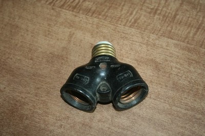 Vintage Propp Tu-Sok Screw In Y Adapter Double Cluster Brass Porcelain See Pix!!