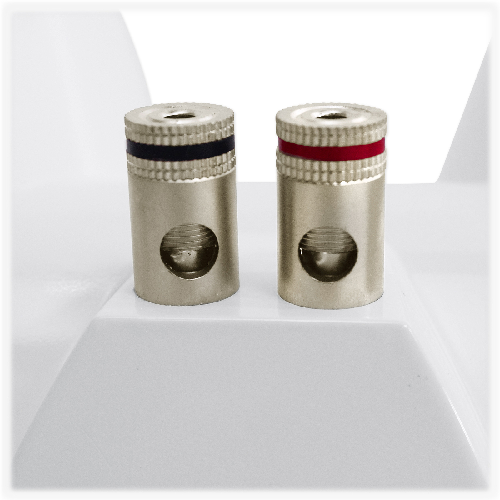 Парный вейкборд Kicker 12KMTEDW Белый с двумя 65-дюймовыми динамиками для вейкбордов KMTED