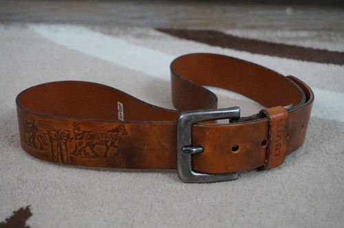 Vintage Levi's leather belt. - Picture 6 of 13