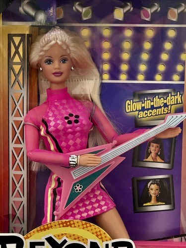 Vintage 1998 Beyond Pink Barbie Bundle (20017) with Cassette & SEALED CD, NEW - Picture 3 of 9