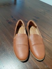 Universal Thread Wome's Adeline Loafer Memory Foam Flat Shoes Sable Brown 6